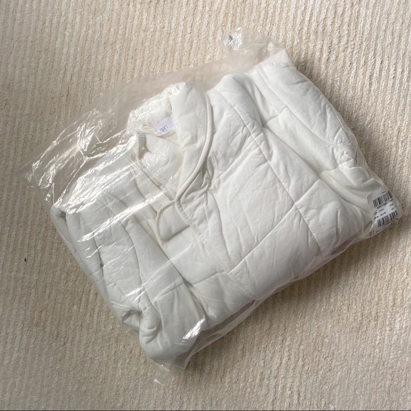 NWT Skin x J. Crew quilted robe - Picture 13 of 16